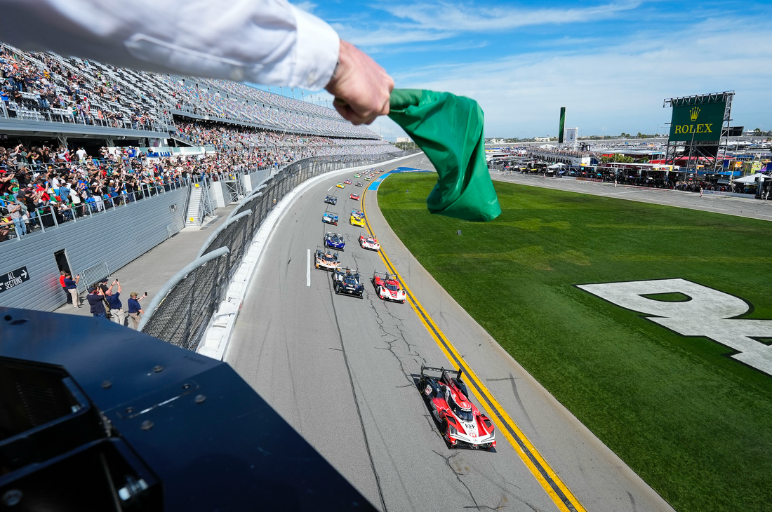 Trying Rolex 24 At Dayton for Acura Meyer Shank Racing